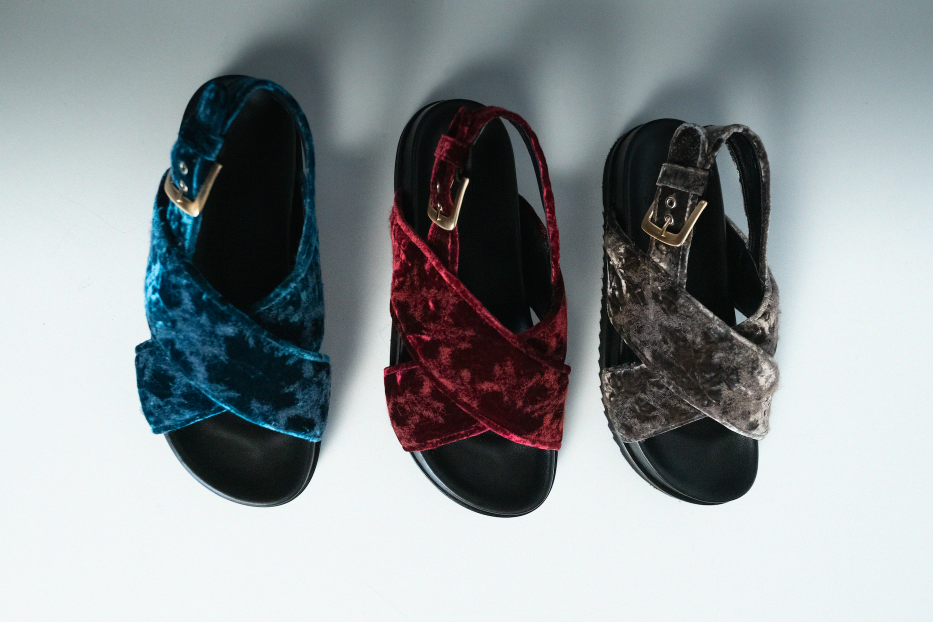 Bloom Crossed Sandals Blue Petrol - Lachoix