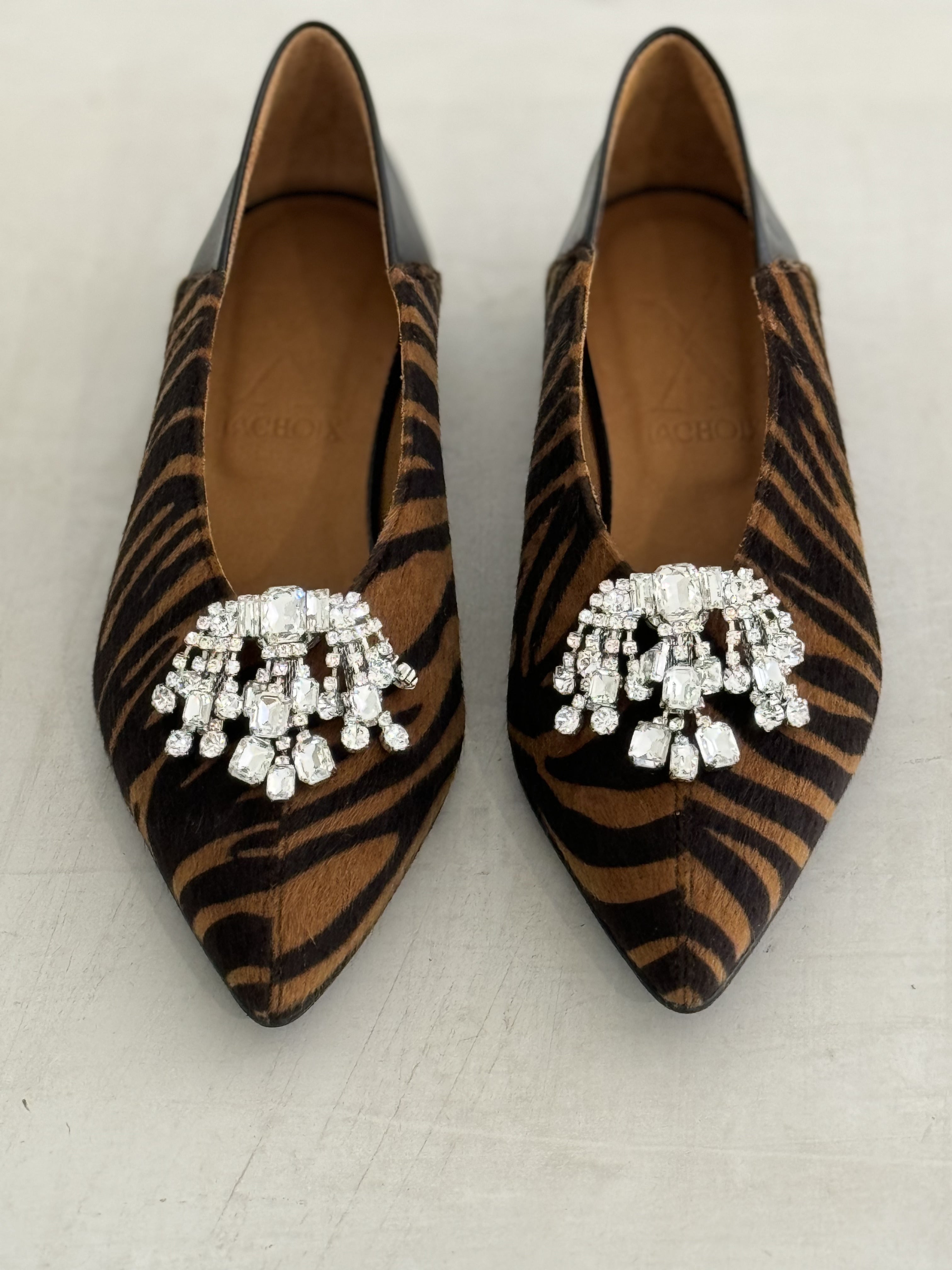 Crystal Embellishment - Lachoix