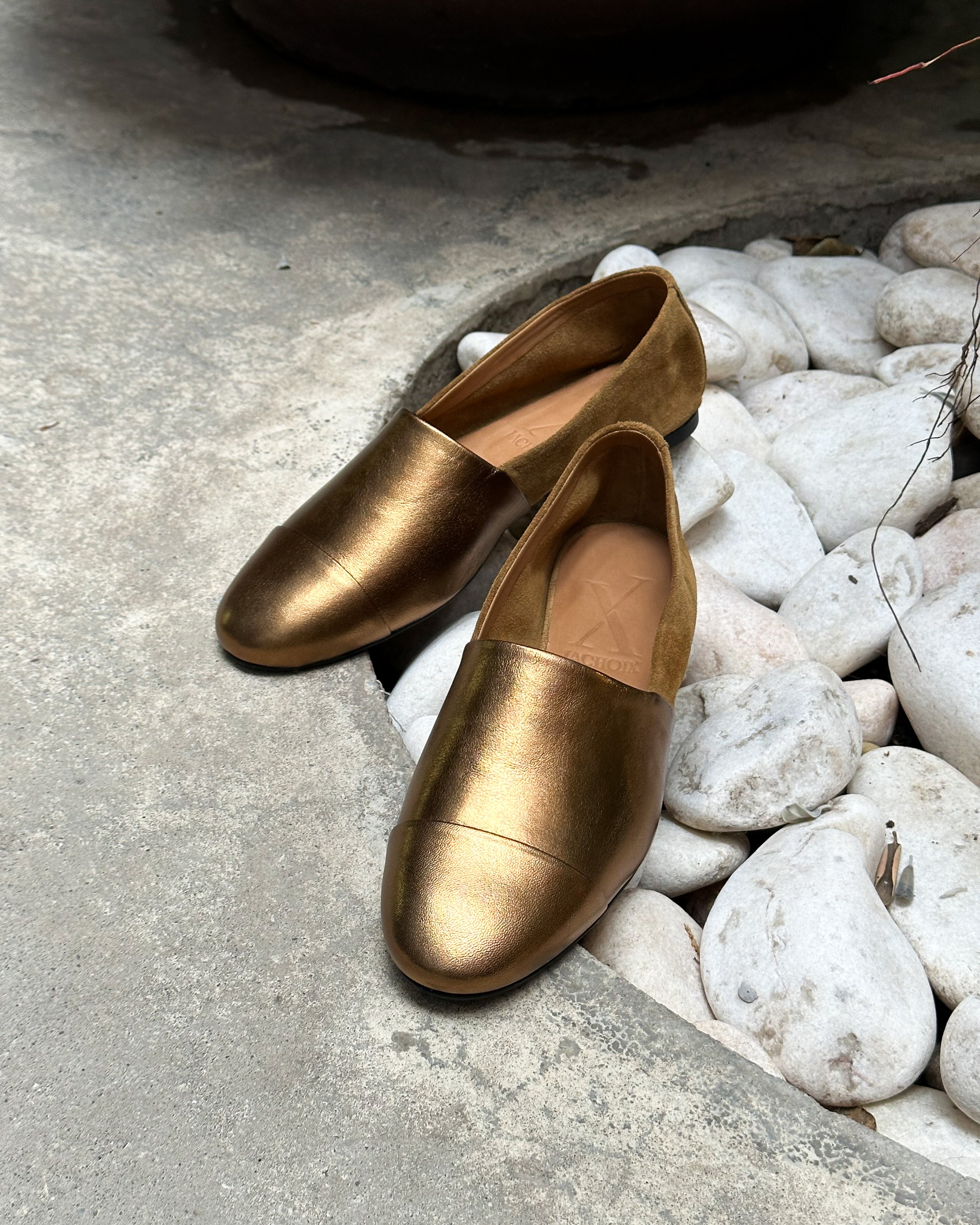 Earth Slip-On Leather and Suede - Lachoix