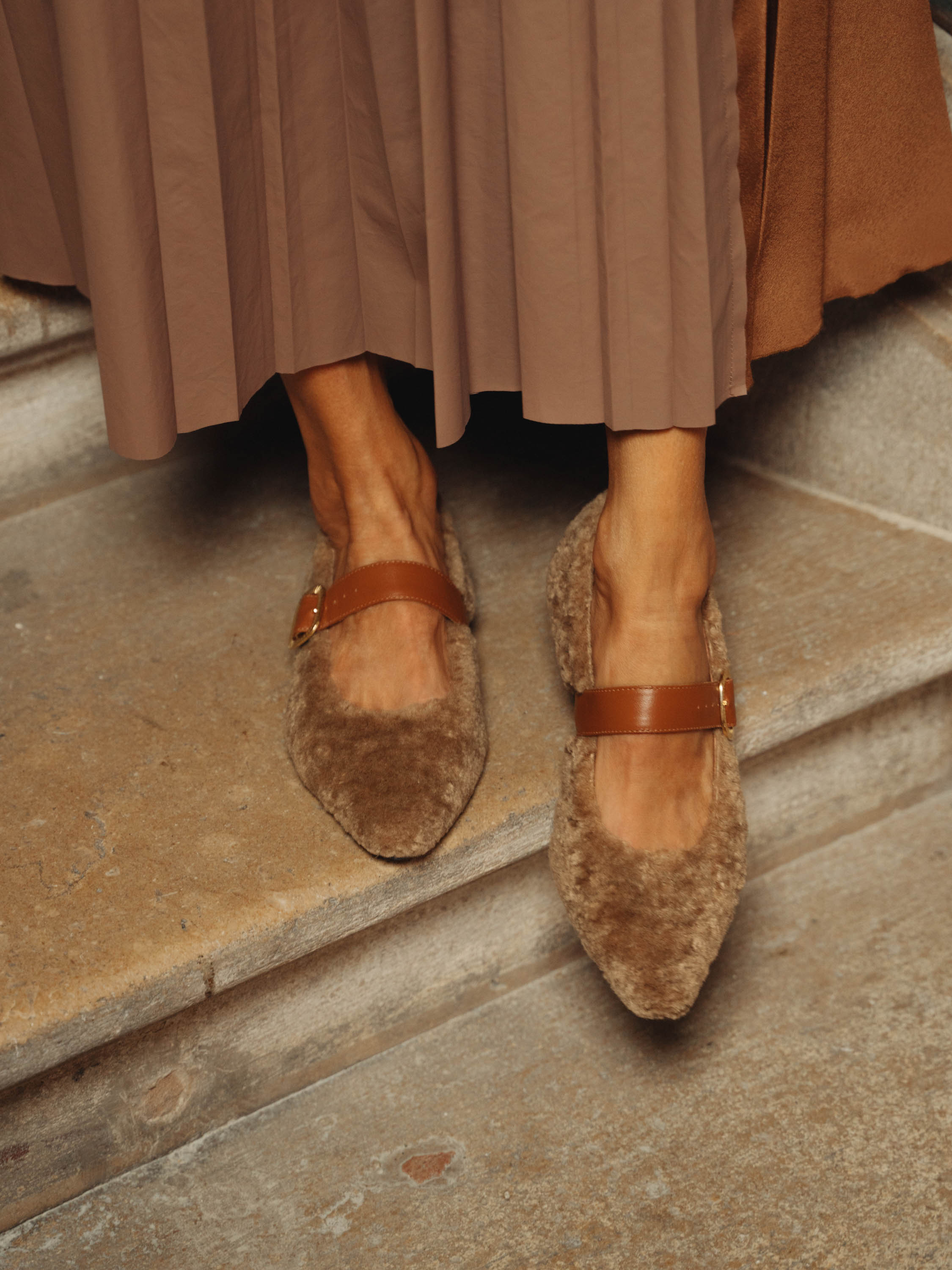 Mary Jane Faux Fur Camel - Lachoix